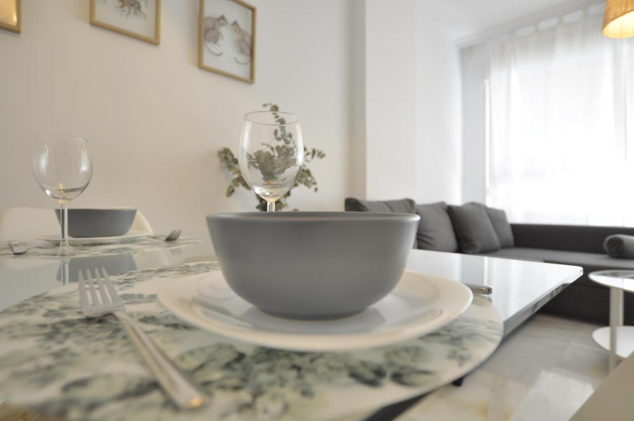 Luminoso Y Coqueto Apartamento Con Jardin Málaga Eksteriør bilde